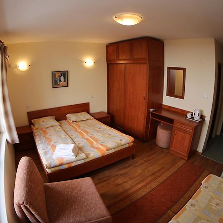 Aurora Guest House Nesebar Esterno foto