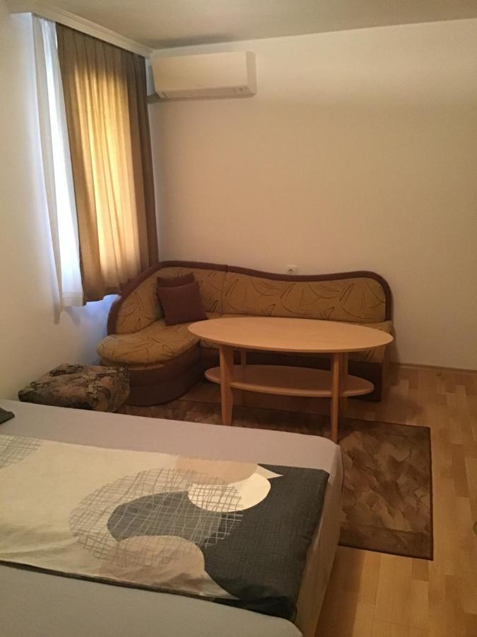 Aurora Guest House Nesebar Esterno foto